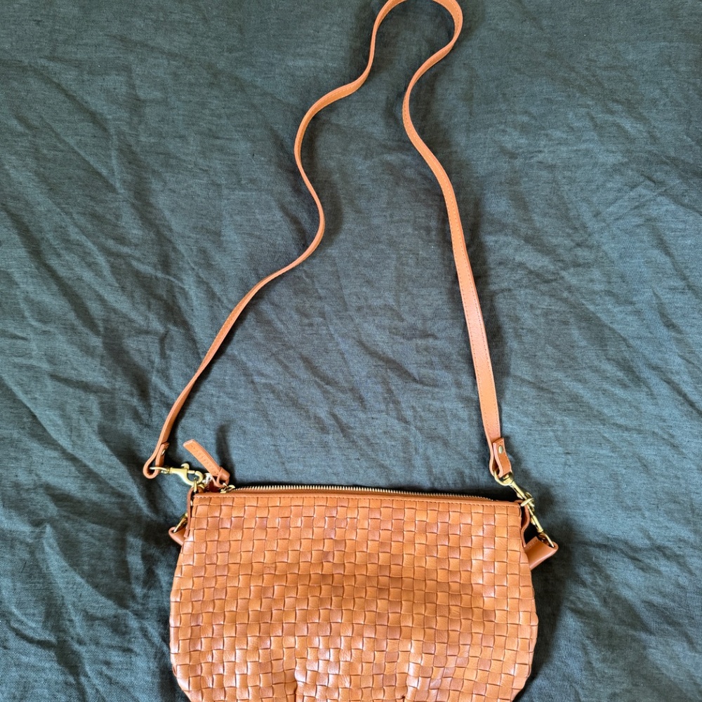 Clare V Petite Moyen Natural Woven Checker Bag - Picture 7 of 8